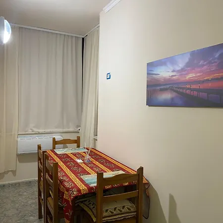 Armando's House With Sea View Apartament *