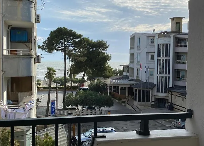 Armando's House With Sea View * Durrës